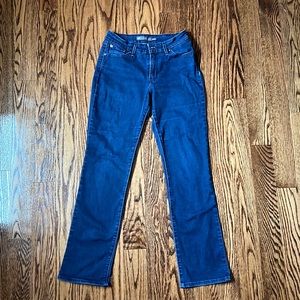 Levi’s, Size 8